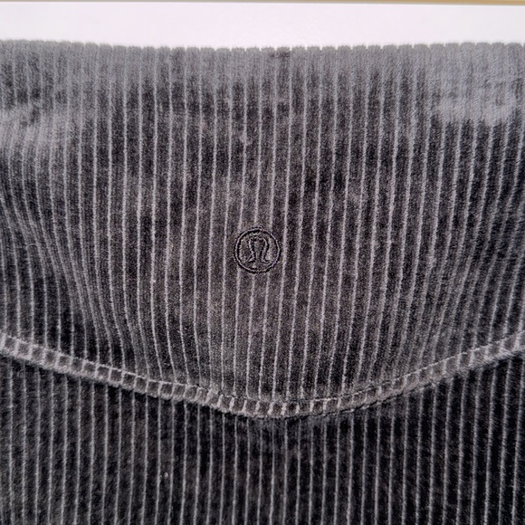 Lululemon Mini Skirt - velvet cord. Size 6 - Picture 3 of 7